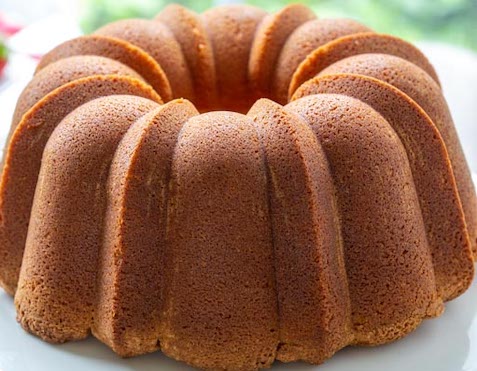 Caribbean Mini Bundt Rum Cakes