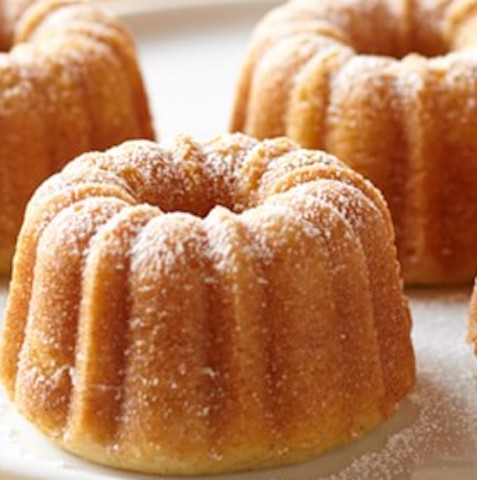 Caribbean Mini Bundt Rum Cakes