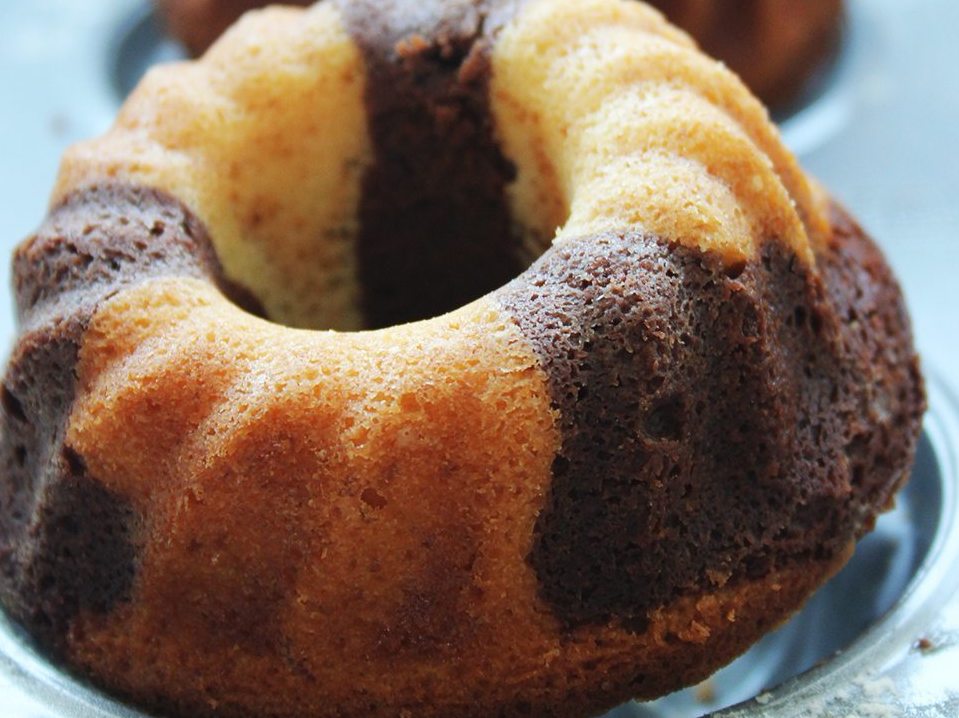 Caribbean Mini Bundt Rum Cakes